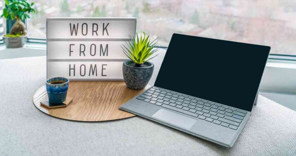 15 Things Old People Just Can’t Get On Board with Today - Work From Home